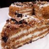 Вкусный и очень быстрый медовик без раскатывания